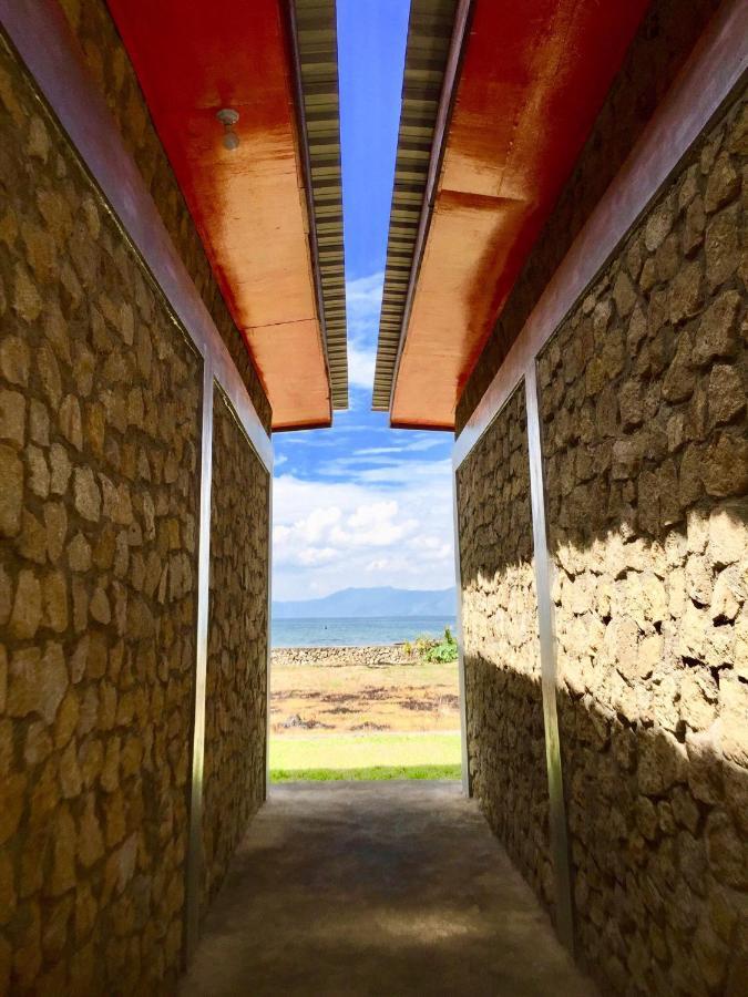 图克图克Toba Sunset住宿加早餐旅馆 外观 照片